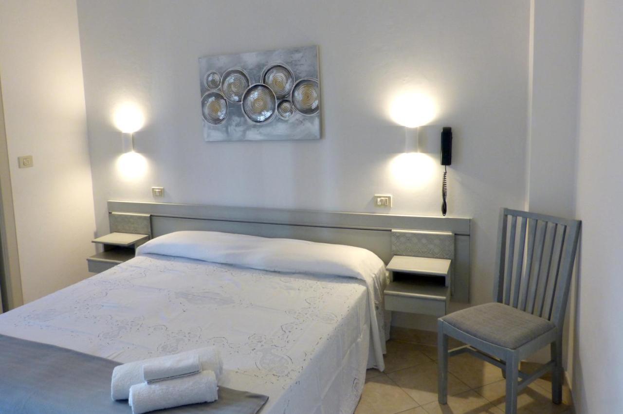 كاتوليكا Hotel D'Annunzio المظهر الخارجي الصورة