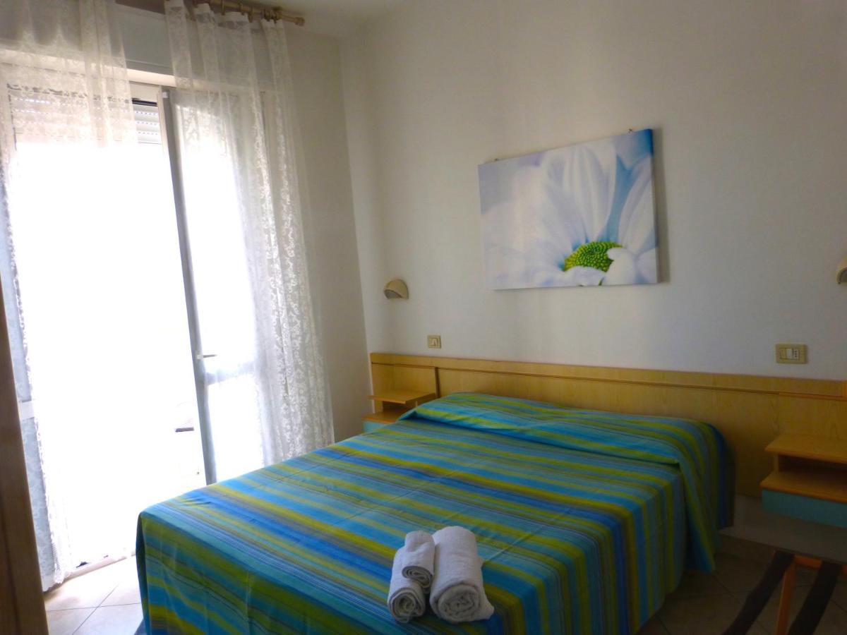 كاتوليكا Hotel D'Annunzio المظهر الخارجي الصورة
