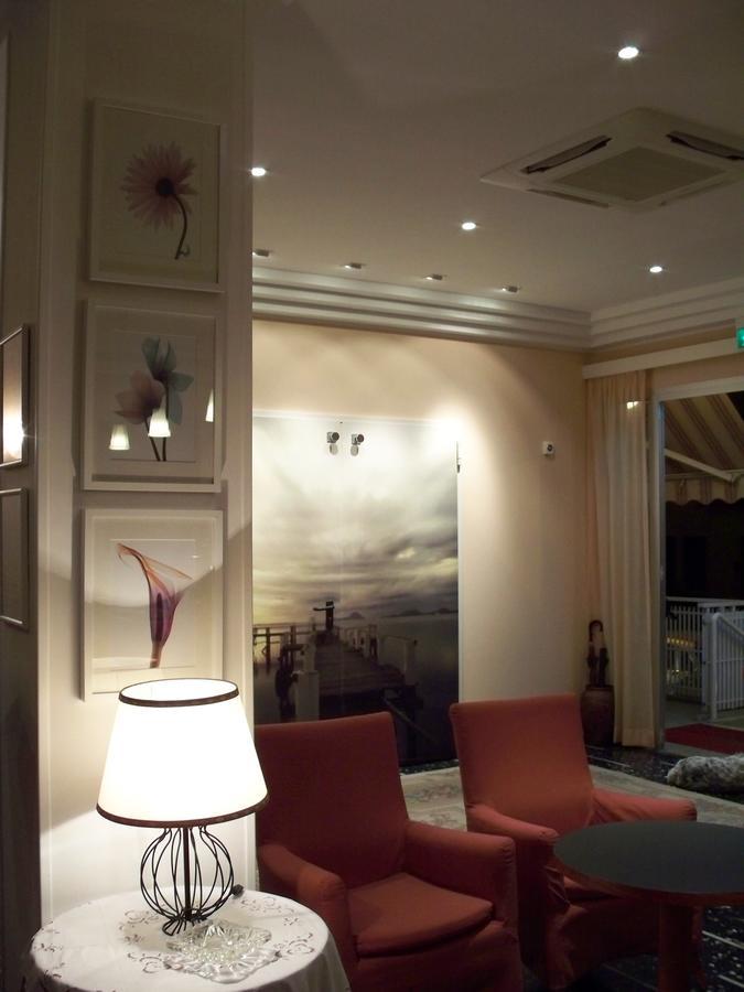 كاتوليكا Hotel D'Annunzio المظهر الخارجي الصورة