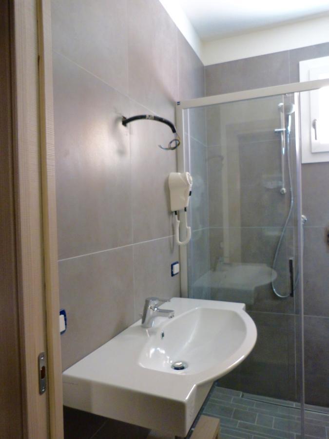 كاتوليكا Hotel D'Annunzio المظهر الخارجي الصورة