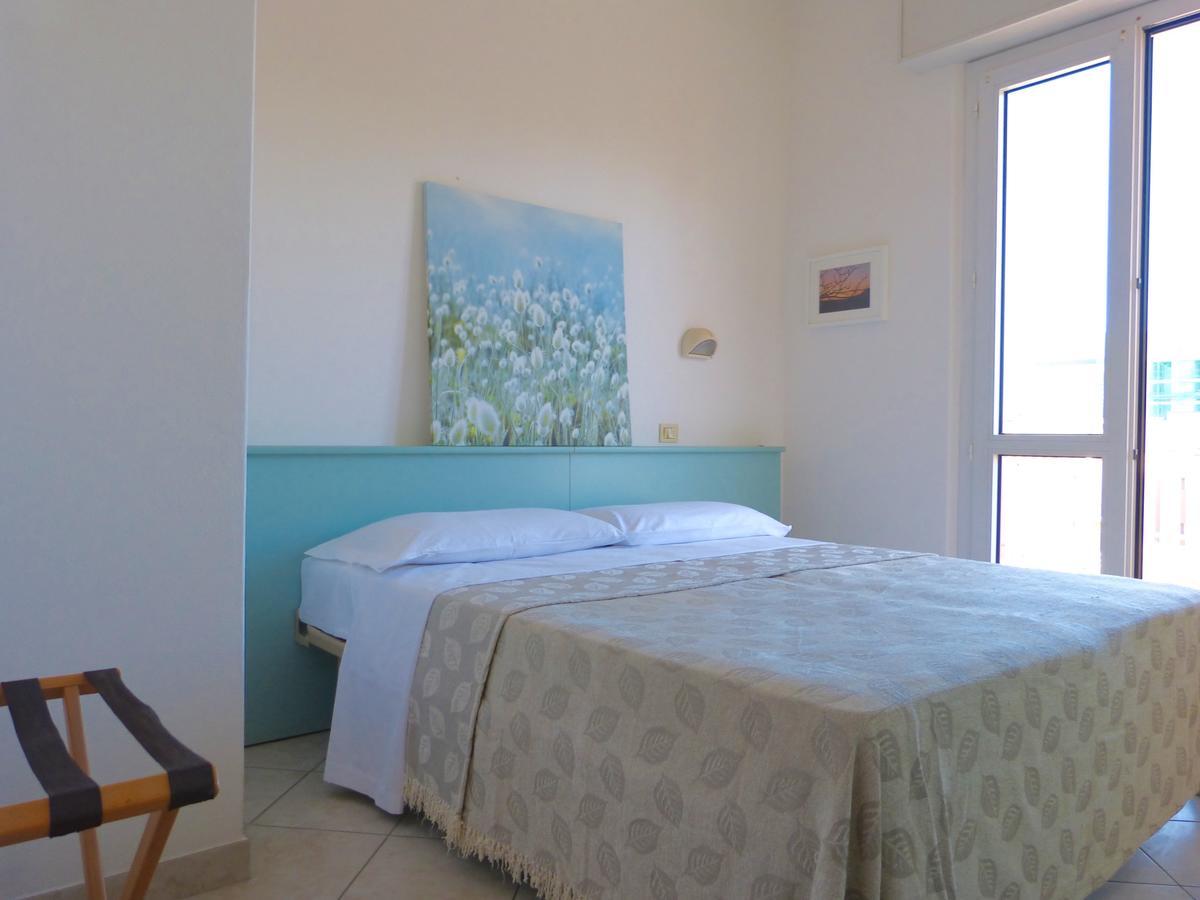 كاتوليكا Hotel D'Annunzio المظهر الخارجي الصورة